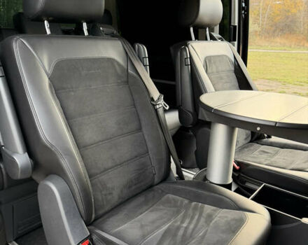 Чорний Фольксваген Мультиван, об'ємом двигуна 1.97 л та пробігом 196 тис. км за 38500 $, фото 30 на Automoto.ua