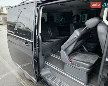 Черный Фольксваген Мультиван, объемом двигателя 1.97 л и пробегом 178 тыс. км за 29900 $, фото 13 на Automoto.ua