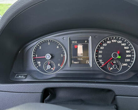 Черный Фольксваген Мультиван, объемом двигателя 2 л и пробегом 178 тыс. км за 29900 $, фото 35 на Automoto.ua