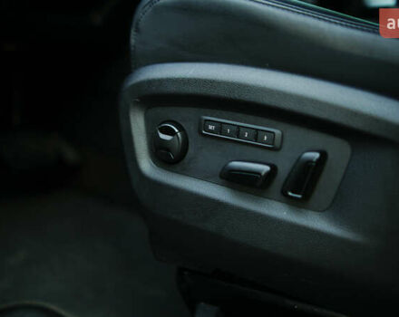 Чорний Фольксваген Мультиван, об'ємом двигуна 2 л та пробігом 265 тис. км за 45000 $, фото 20 на Automoto.ua