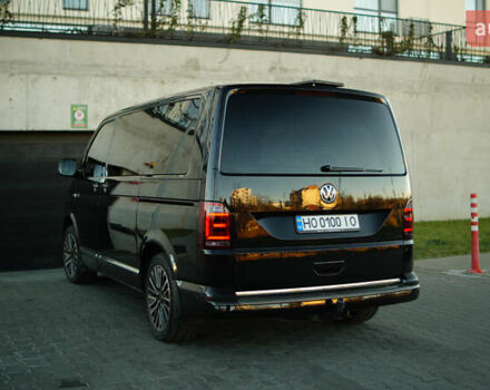 Чорний Фольксваген Мультиван, об'ємом двигуна 2 л та пробігом 265 тис. км за 45000 $, фото 14 на Automoto.ua