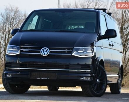 Чорний Фольксваген Мультиван, об'ємом двигуна 2 л та пробігом 216 тис. км за 41555 $, фото 12 на Automoto.ua