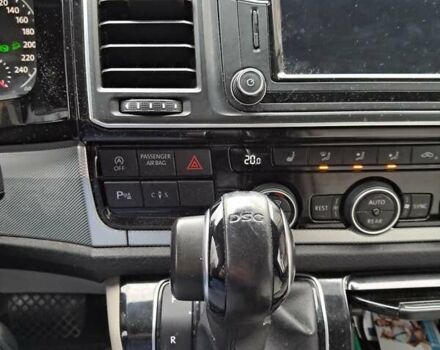 Черный Фольксваген Мультиван, объемом двигателя 2 л и пробегом 158 тыс. км за 42000 $, фото 22 на Automoto.ua