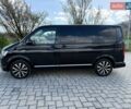 Чорний Фольксваген Мультиван, об'ємом двигуна 2 л та пробігом 175 тис. км за 42000 $, фото 2 на Automoto.ua