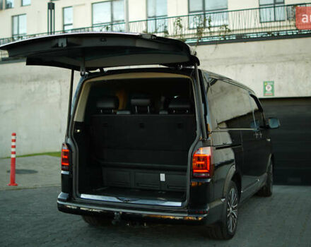 Чорний Фольксваген Мультиван, об'ємом двигуна 2 л та пробігом 265 тис. км за 45000 $, фото 17 на Automoto.ua