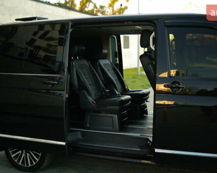 Чорний Фольксваген Мультиван, об'ємом двигуна 2 л та пробігом 265 тис. км за 45000 $, фото 11 на Automoto.ua