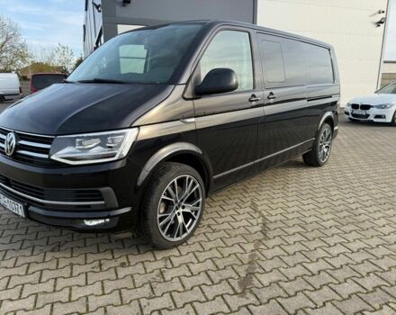 Черный Фольксваген Мультиван, объемом двигателя 2 л и пробегом 213 тыс. км за 11890 $, фото 1 на Automoto.ua