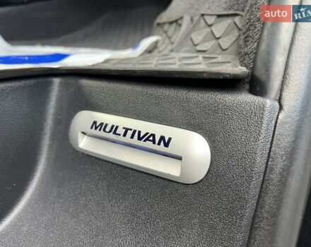 Черный Фольксваген Мультиван, объемом двигателя 2 л и пробегом 270 тыс. км за 31999 $, фото 15 на Automoto.ua