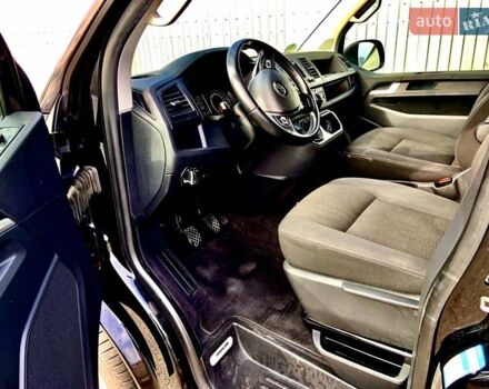 Черный Фольксваген Мультиван, объемом двигателя 2 л и пробегом 243 тыс. км за 24900 $, фото 6 на Automoto.ua