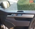 Черный Фольксваген Мультиван, объемом двигателя 2 л и пробегом 255 тыс. км за 34500 $, фото 59 на Automoto.ua