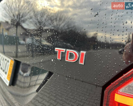 Черный Фольксваген Мультиван, объемом двигателя 2 л и пробегом 270 тыс. км за 31999 $, фото 7 на Automoto.ua