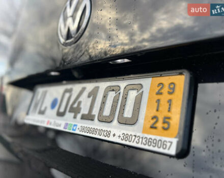 Черный Фольксваген Мультиван, объемом двигателя 2 л и пробегом 270 тыс. км за 31999 $, фото 9 на Automoto.ua