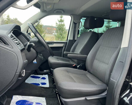 Черный Фольксваген Мультиван, объемом двигателя 2 л и пробегом 270 тыс. км за 31999 $, фото 36 на Automoto.ua