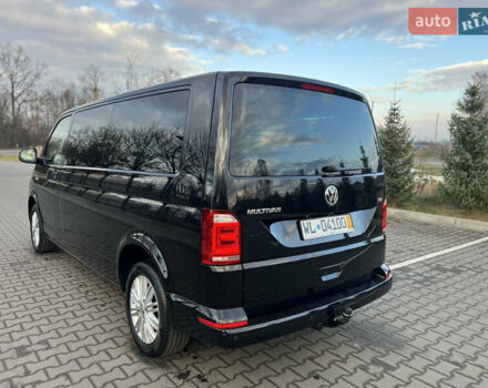 Черный Фольксваген Мультиван, объемом двигателя 2 л и пробегом 270 тыс. км за 31999 $, фото 3 на Automoto.ua
