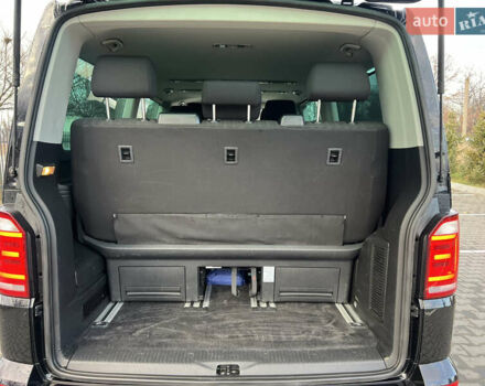 Черный Фольксваген Мультиван, объемом двигателя 2 л и пробегом 270 тыс. км за 31700 $, фото 13 на Automoto.ua