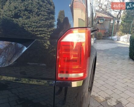 Черный Фольксваген Мультиван, объемом двигателя 2 л и пробегом 255 тыс. км за 34500 $, фото 26 на Automoto.ua