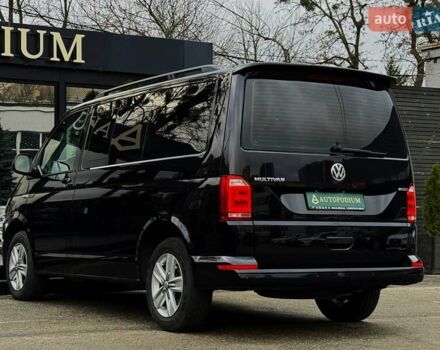Черный Фольксваген Мультиван, объемом двигателя 1.97 л и пробегом 300 тыс. км за 32499 $, фото 18 на Automoto.ua