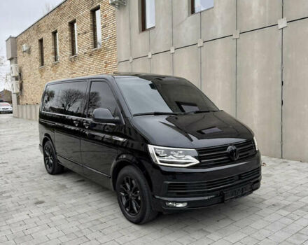 Чорний Фольксваген Мультиван, об'ємом двигуна 1.97 л та пробігом 299 тис. км за 38500 $, фото 1 на Automoto.ua