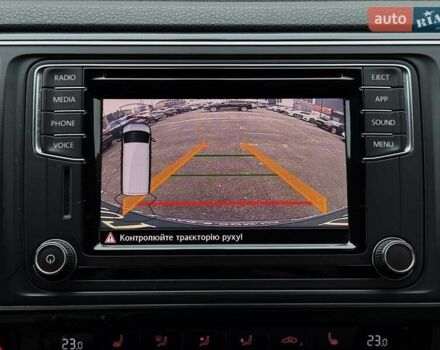 Черный Фольксваген Мультиван, объемом двигателя 1.97 л и пробегом 300 тыс. км за 32499 $, фото 39 на Automoto.ua