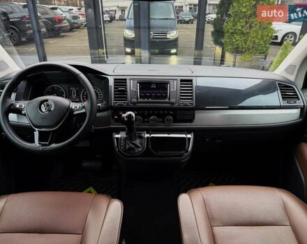 Черный Фольксваген Мультиван, объемом двигателя 1.97 л и пробегом 300 тыс. км за 32499 $, фото 34 на Automoto.ua