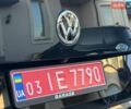 Чорний Фольксваген Мультиван, об'ємом двигуна 2 л та пробігом 179 тис. км за 38900 $, фото 47 на Automoto.ua