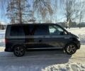 Черный Фольксваген Мультиван, объемом двигателя 2 л и пробегом 267 тыс. км за 34978 $, фото 5 на Automoto.ua