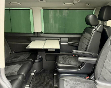 Чорний Фольксваген Мультиван, об'ємом двигуна 1.97 л та пробігом 299 тис. км за 38500 $, фото 10 на Automoto.ua