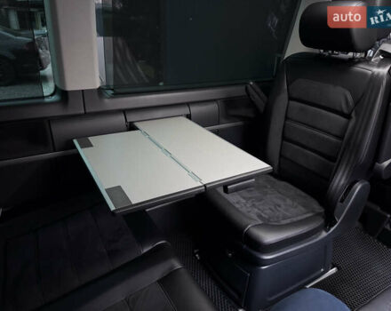 Фольксваген Мультиван 2018 у Києві на Automoto.ua Чорний Фольксваген Мультиван, об'ємом двигуна 2 л та пробігом 290 тис. км за 36000 $, фото 18 на Automoto.ua