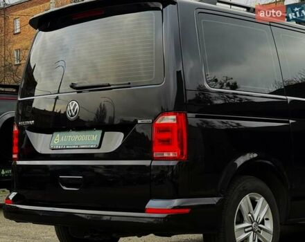 Черный Фольксваген Мультиван, объемом двигателя 1.97 л и пробегом 300 тыс. км за 32499 $, фото 17 на Automoto.ua
