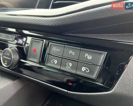 Фольксваген Мультиван 2019 в Киеве на Automoto.ua Черный Фольксваген Мультиван, объемом двигателя 1.97 л и пробегом 210 тыс. км за 56500 $, фото 16 на Automoto.ua