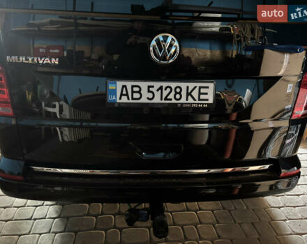 Черный Фольксваген Мультиван, объемом двигателя 2 л и пробегом 104 тыс. км за 50000 $, фото 2 на Automoto.ua
