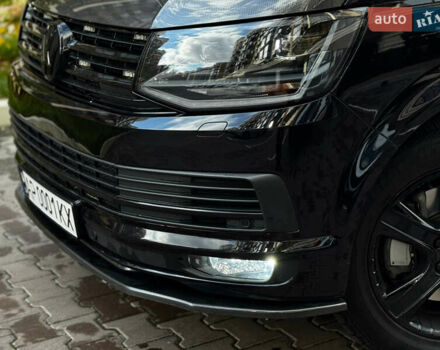 Фольксваген Мультиван 2019 в Киеве на Automoto.ua Черный Фольксваген Мультиван, объемом двигателя 2 л и пробегом 101 тыс. км за 49000 $, фото 6 на Automoto.ua