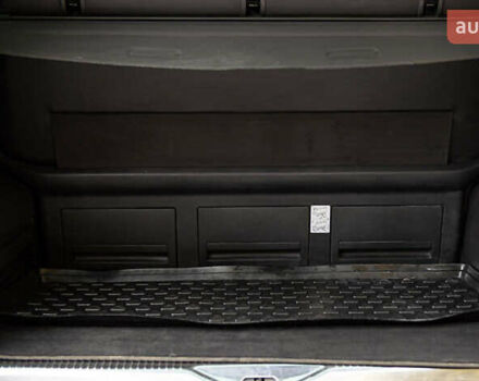 Черный Фольксваген Мультиван, объемом двигателя 2 л и пробегом 104 тыс. км за 50000 $, фото 25 на Automoto.ua