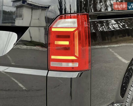 Черный Фольксваген Мультиван, объемом двигателя 2 л и пробегом 104 тыс. км за 50000 $, фото 14 на Automoto.ua