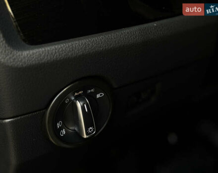Фольксваген Мультиван 2019 в Киеве на Automoto.ua Черный Фольксваген Мультиван, объемом двигателя 2 л и пробегом 101 тыс. км за 49000 $, фото 20 на Automoto.ua