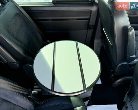 Чорний Фольксваген Мультиван, об'ємом двигуна 1.97 л та пробігом 73 тис. км за 55900 $, фото 68 на Automoto.ua