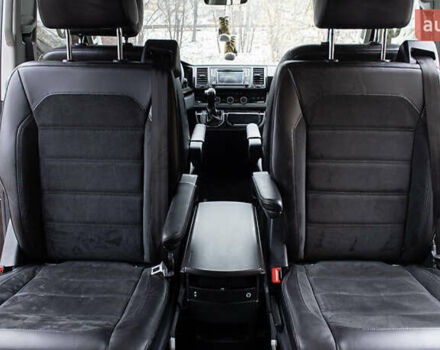 Черный Фольксваген Мультиван, объемом двигателя 2 л и пробегом 104 тыс. км за 50000 $, фото 15 на Automoto.ua