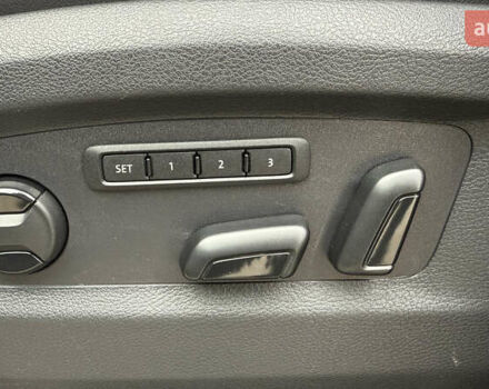 Черный Фольксваген Мультиван, объемом двигателя 1.97 л и пробегом 167 тыс. км за 57000 $, фото 39 на Automoto.ua