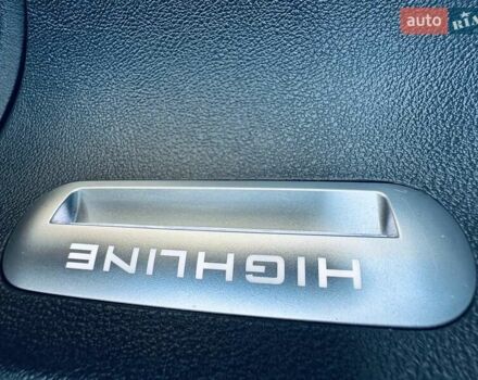 Чорний Фольксваген Мультиван, об'ємом двигуна 1.97 л та пробігом 72 тис. км за 63800 $, фото 16 на Automoto.ua