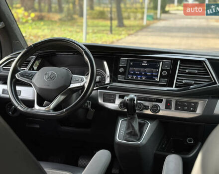 Чорний Фольксваген Мультиван, об'ємом двигуна 1.97 л та пробігом 190 тис. км за 49500 $, фото 17 на Automoto.ua