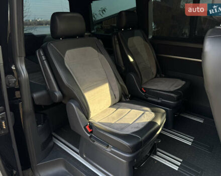 Чорний Фольксваген Мультиван, об'ємом двигуна 1.97 л та пробігом 190 тис. км за 49500 $, фото 30 на Automoto.ua