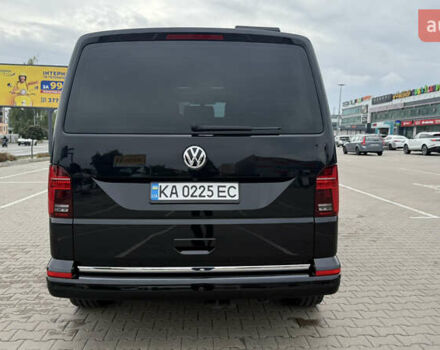 Черный Фольксваген Мультиван, объемом двигателя 1.97 л и пробегом 167 тыс. км за 57000 $, фото 4 на Automoto.ua