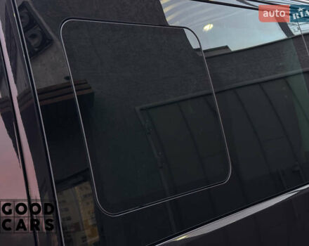 Черный Фольксваген Мультиван, объемом двигателя 1.97 л и пробегом 119 тыс. км за 55000 $, фото 17 на Automoto.ua