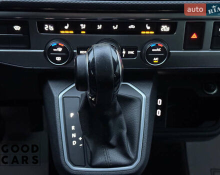 Черный Фольксваген Мультиван, объемом двигателя 1.97 л и пробегом 119 тыс. км за 55000 $, фото 38 на Automoto.ua