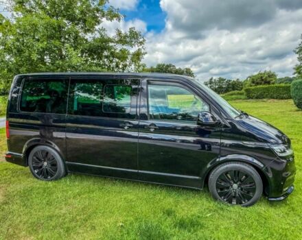 Черный Фольксваген Мультиван, объемом двигателя 2 л и пробегом 41 тыс. км за 38000 $, фото 2 на Automoto.ua