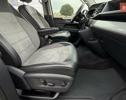 Черный Фольксваген Мультиван, объемом двигателя 1.97 л и пробегом 167 тыс. км за 57000 $, фото 13 на Automoto.ua