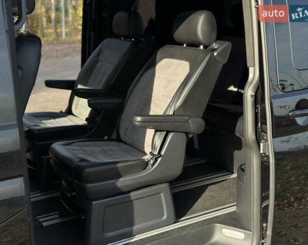 Чорний Фольксваген Мультиван, об'ємом двигуна 1.97 л та пробігом 190 тис. км за 49500 $, фото 32 на Automoto.ua