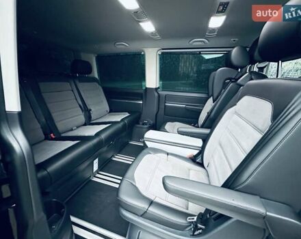 Чорний Фольксваген Мультиван, об'ємом двигуна 1.97 л та пробігом 72 тис. км за 63800 $, фото 12 на Automoto.ua