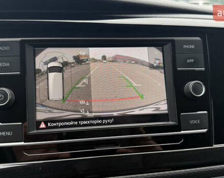 Черный Фольксваген Мультиван, объемом двигателя 1.97 л и пробегом 170 тыс. км за 56500 $, фото 49 на Automoto.ua