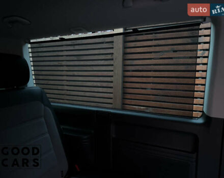 Черный Фольксваген Мультиван, объемом двигателя 1.97 л и пробегом 119 тыс. км за 55000 $, фото 28 на Automoto.ua